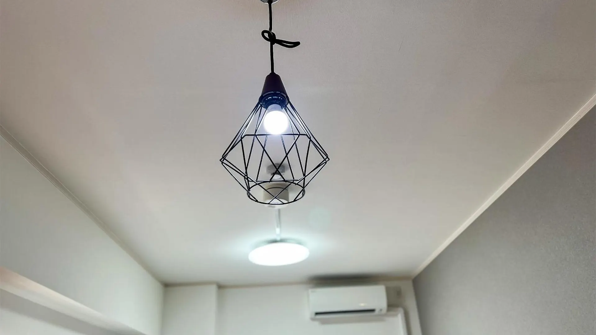 Lion Heiwa Odori Apartment Hiroshima 0*,  Japan
